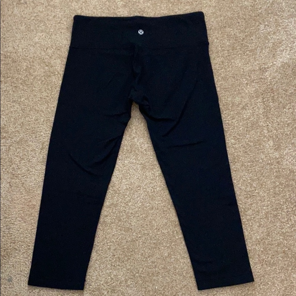 Lululemon Wunder Under - Picture 2 of 4